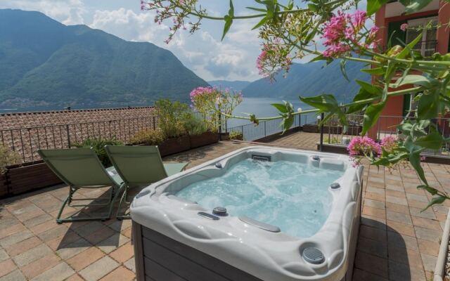 Blue Bliss Apartment