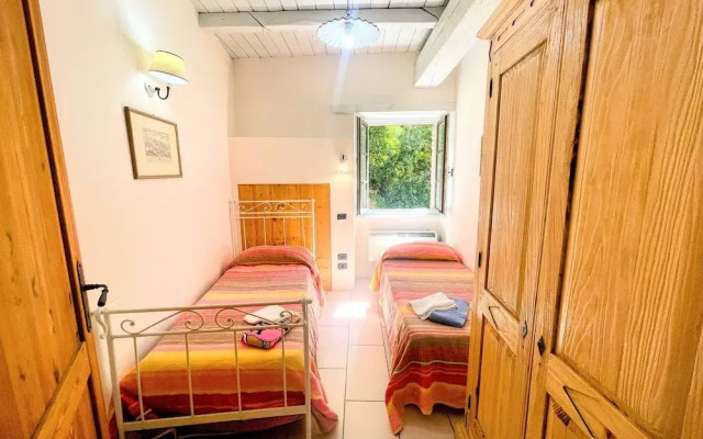 Spoleto Poolside - Sleeps 24