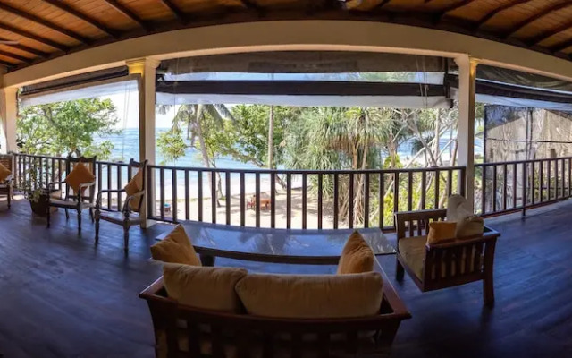 South Point Abbey Whole Villa 4 Bedroom (Sleeps 9)
