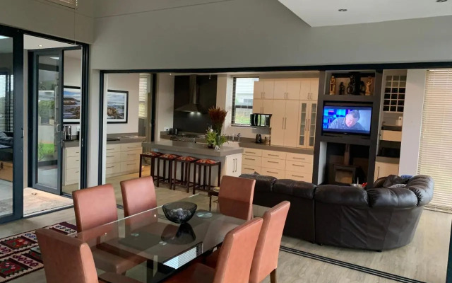 House Vos