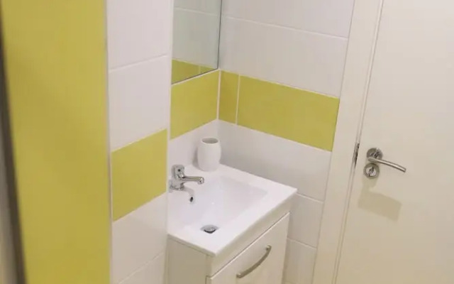 Sheffield City Apartment Retreat