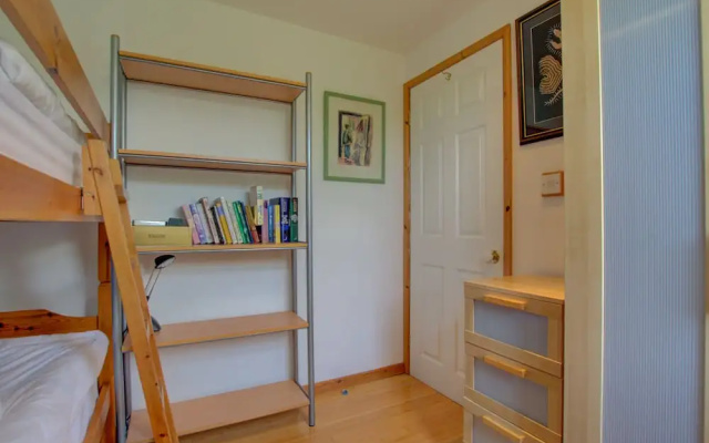 Tranquil Holiday Home in Saint Merryn With Terrace