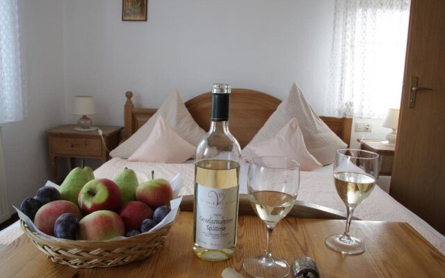 Weingut Und Gästehaus Vongerichten