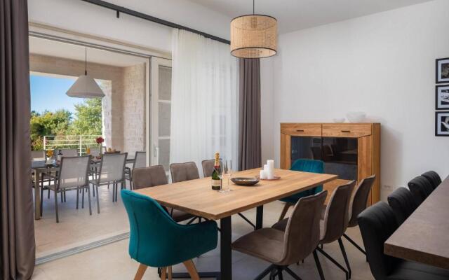 Villa Celeste By ILC