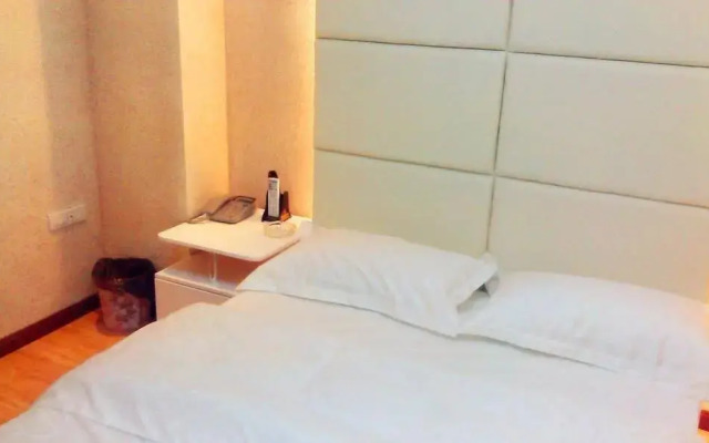 Wuhan Sculpture Time Hotel