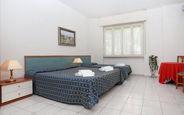 Athena Hotel