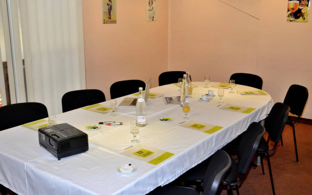 Hôtel Le Relais du Parisis