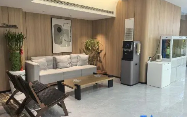 Xinhai Holiday Hotel