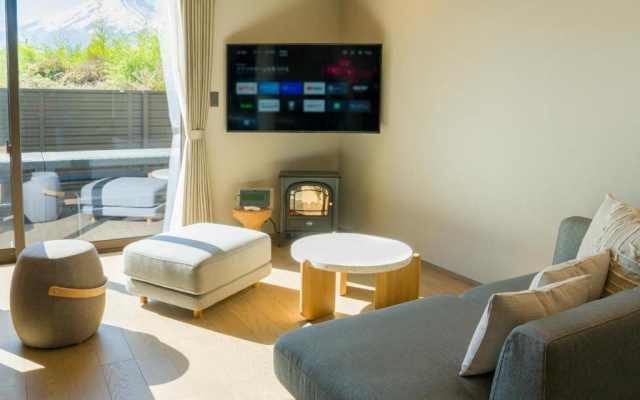 Rakuten STAY Fuji Kawaguchiko Station - Japanese Modern Villa Mt Fuji View 101 – Guest Rooms – Fujikawaguchiko