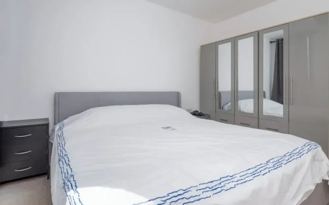 Brand new modern flat in Bermondsey