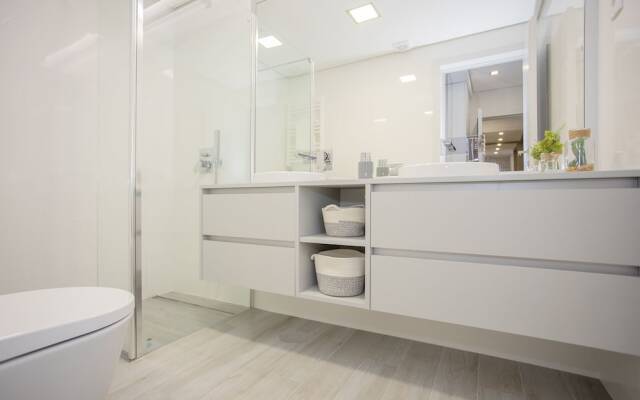 Liiiving-Luxury RiverView Apartment XIII