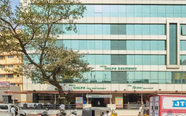 Hotel Highland Residency