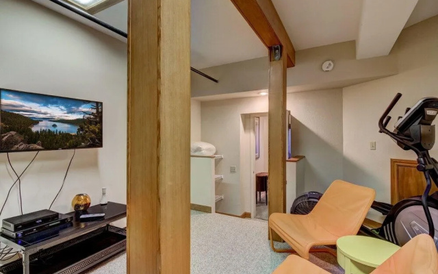 Lakeview Getaway