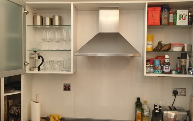 Exclusive Excel London Apartment