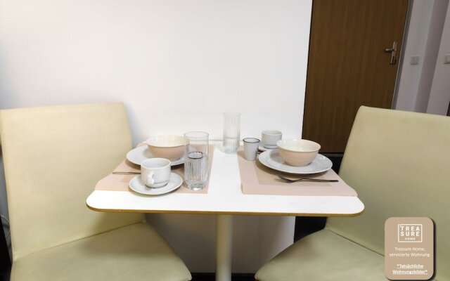 Treasure Home Apartment 1050