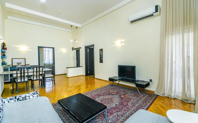 ЦЕНТР БАКУ 2 Спальни