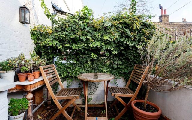 Cosy Cottage In Peckham