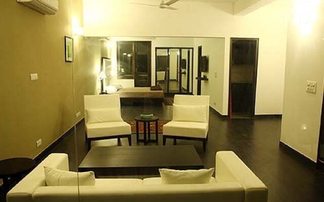 FabHotel Anutham Saket