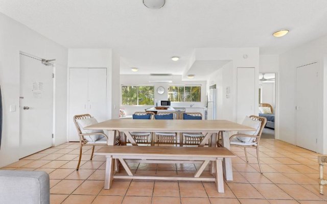 6 Nereus Elegant Beach Side Apartment Simply Perfect