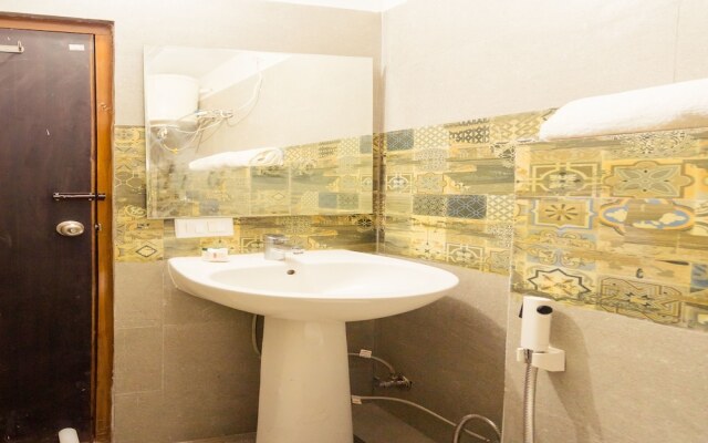 OYO 14018 Home Doon View 3BHK Barlowganj