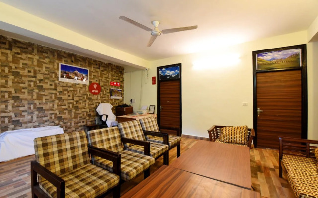 Dev Villa Guest House