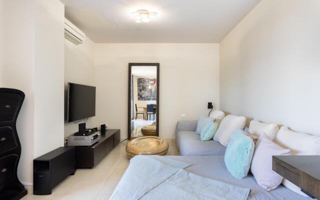 Home2Book Executive & Design Las Torres