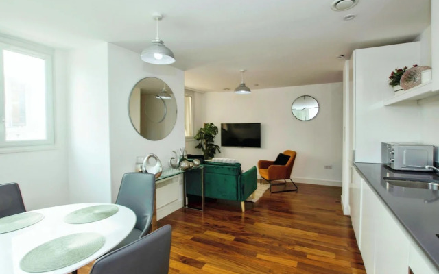 Lovely 2 Bed Apartment in Birmingham