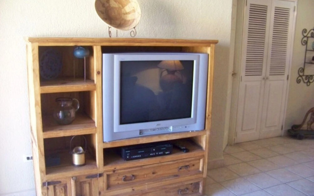 Princessa 2BR A 102 by Casago