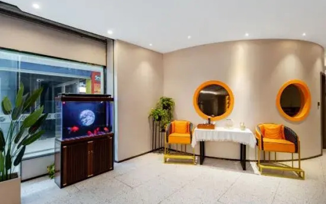 TaiZhou MoMo THEME hotel