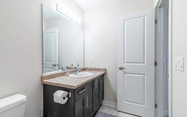 Modern 3BR House Steps to the Beach