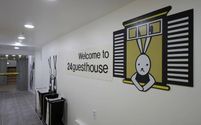24 Guesthouse Myeongdong Town