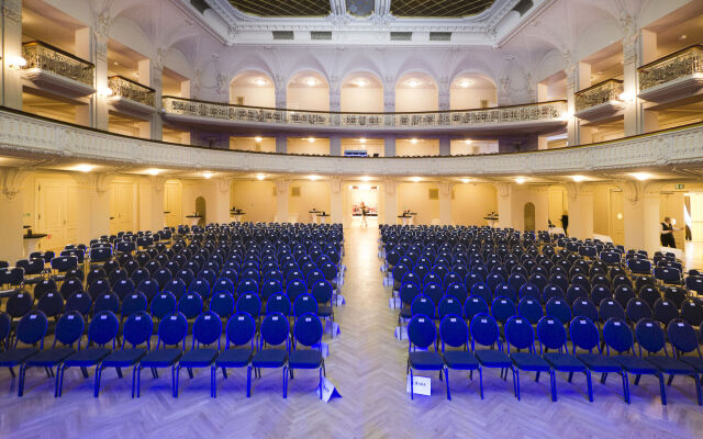 Grandhotel AMBASSADOR National House