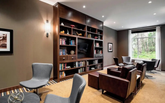 Four Points by Sheraton Grande Prairie
