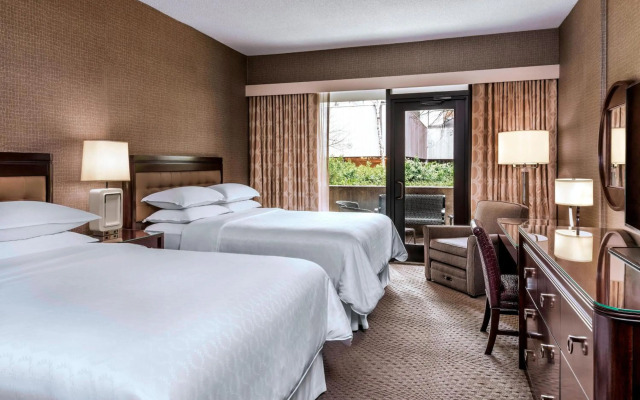 Sheraton Centre Toronto Hotel