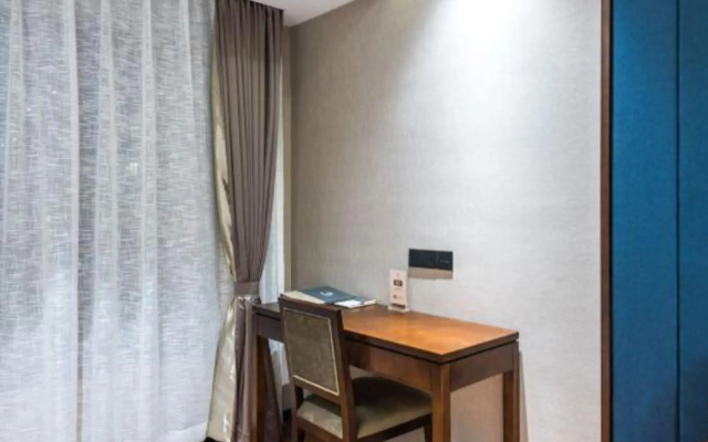 Junyi Twin Tower Hotel