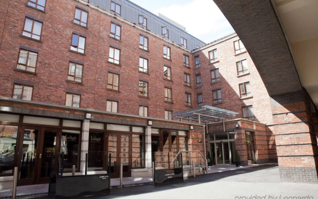 Camden Court Hotel