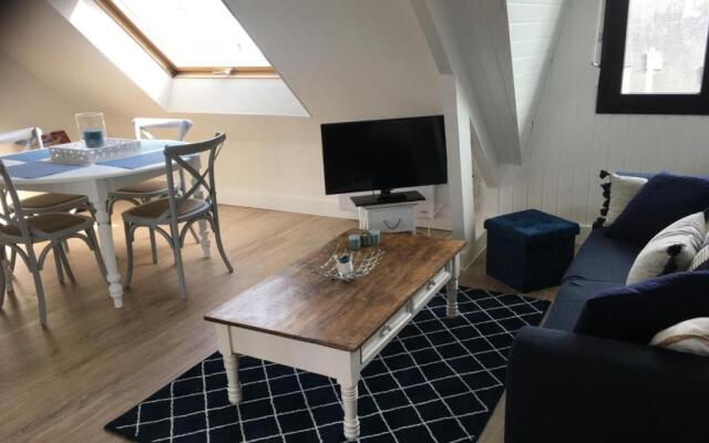 TOUT A PIED ! parking privé - T2 25m2 cosy