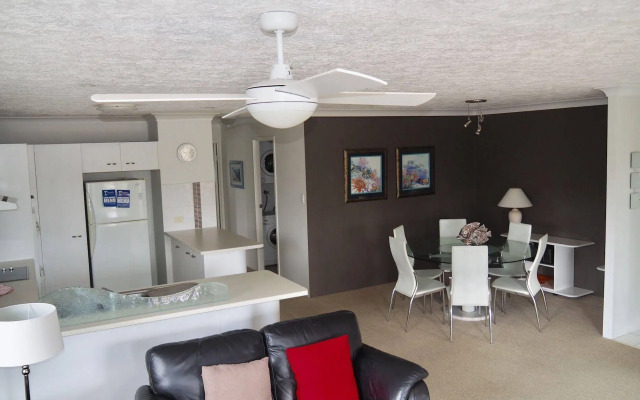 Oceanside Cove Holiday Apartments