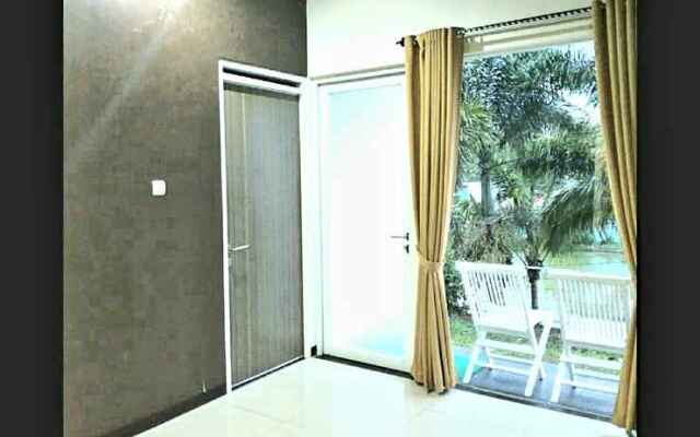 Green Hill Resort B7 Palm