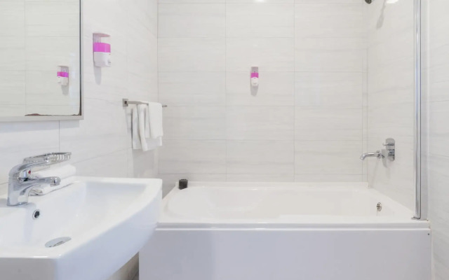 Blubay Apartments By St Hotels