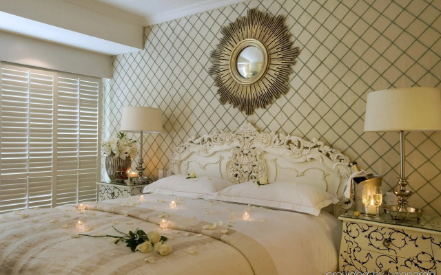 The Twelve Apostles Hotel and Spa