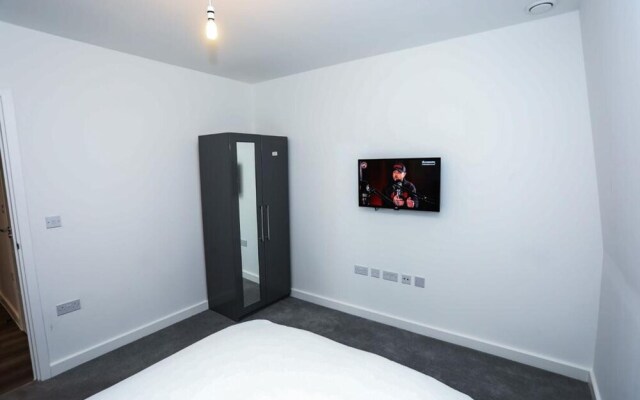Immaculate 2-bed Apartment in London