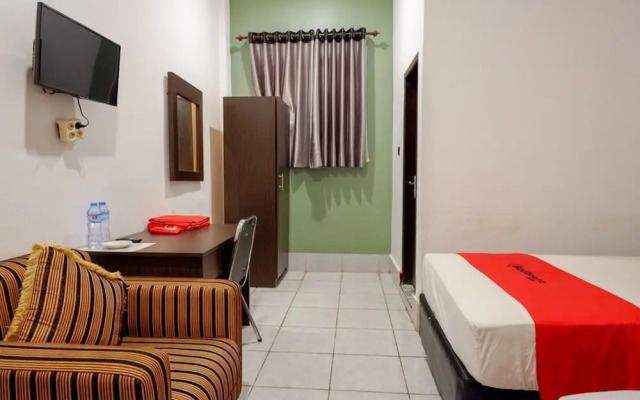 RedDoorz Syariah @ Hotel Wisma Indonesia Kendari