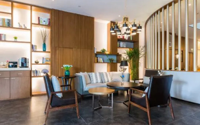 Fillmore Hotel (Suzhou University Guanqian Street Pingjiang Street)