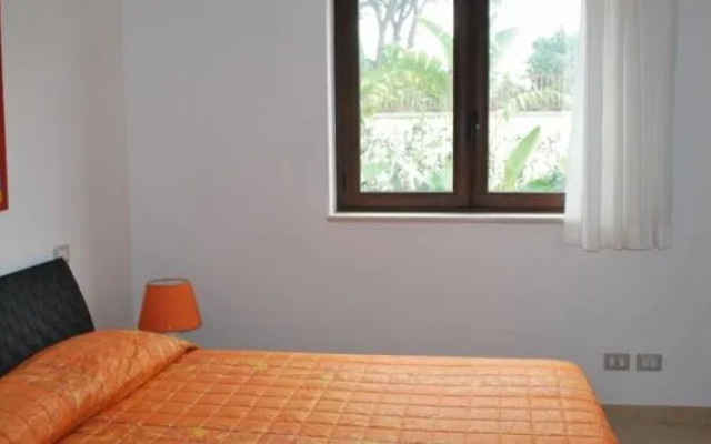 Colonna Rooms & Apartment