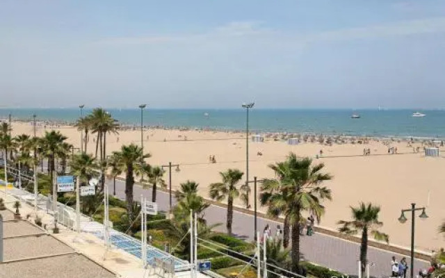 Holiday Apartments Malvarrosa Beach