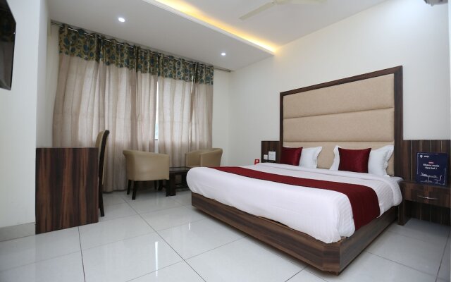 OYO 9667 Sashtrdhara Road