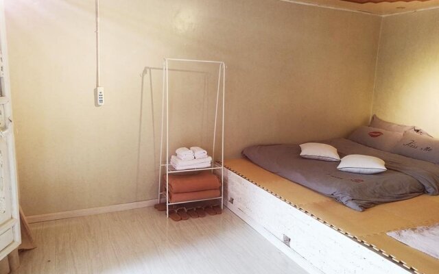 Dali Xizhou Xingzou Youth Hostel