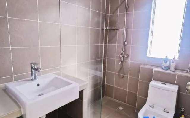 90 2storeySemi-D Gurney&Beach Shopping Local Food – Bathroom – Tanjung Tokong