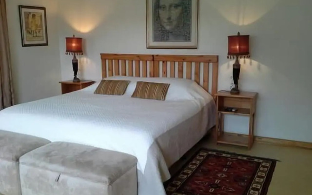 Parrot Peek B&B